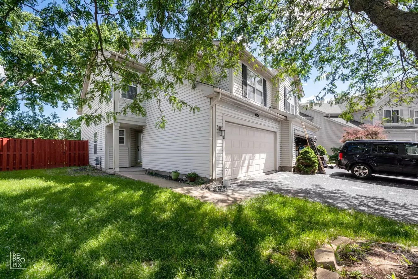 2 Bedroom Townhome In Lakewood Village In Mundelein! House for rent in Mundelein, IL