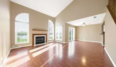 2 of 12 Elgin Two Bedroom With Loft And Two Car Garage House for rent in Elgin, IL