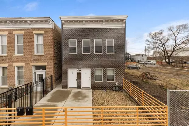Little Village Rehab In A Great Location Apartment for rent in Chicago, IL Little Village Rehab In A Great Location Apartment for rent in Chicago, IL