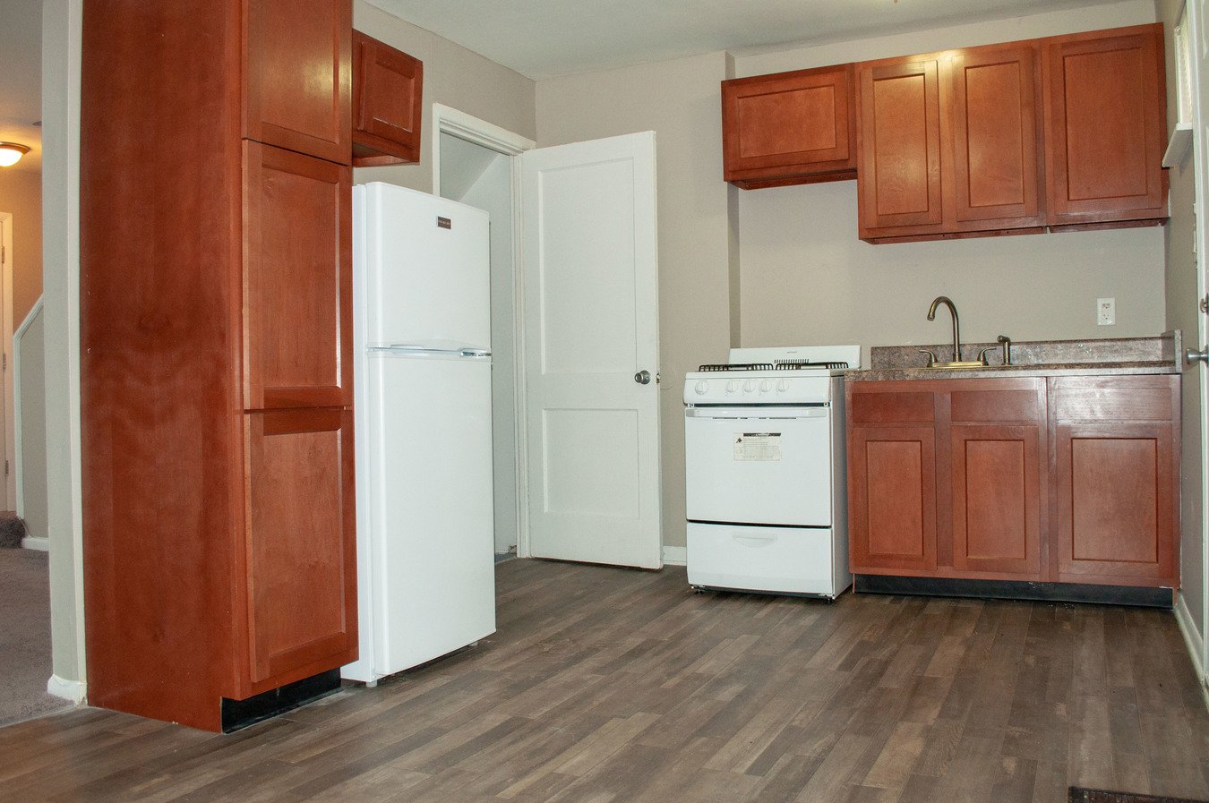 2 Bedrooms 1 Bathroom Apartment for rent at Glen Ridge Manor Townhomes and Flats (Indy Town) in Indianapolis, IN