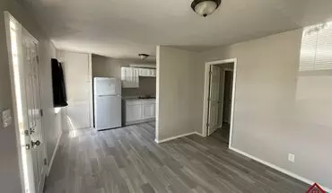 3 of 10 1313 SW E Ave Apartment for rent in Lawton, OK