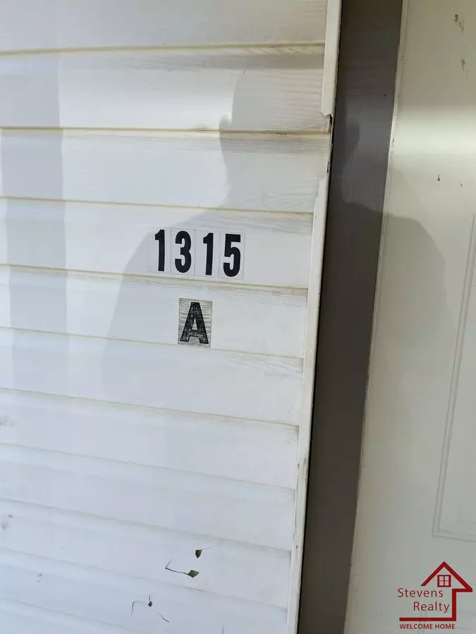 1313 SW E Ave Apartment for rent in Lawton, OK