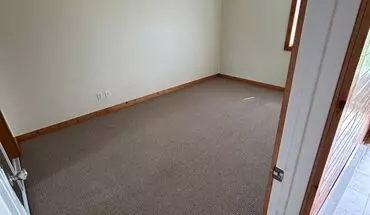 4 of 5 Cedar Crk Apartment for rent in Brandon, IA