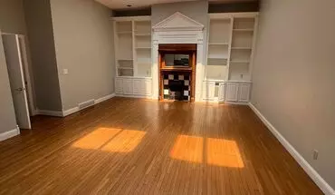 2 of 8 628 Sycamore St Apartment for rent in Waterloo, IA