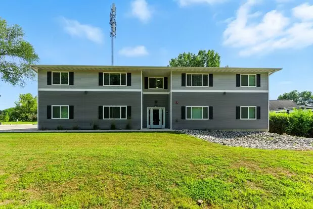 Woodline Condos Apartment for rent in Waterloo, IA