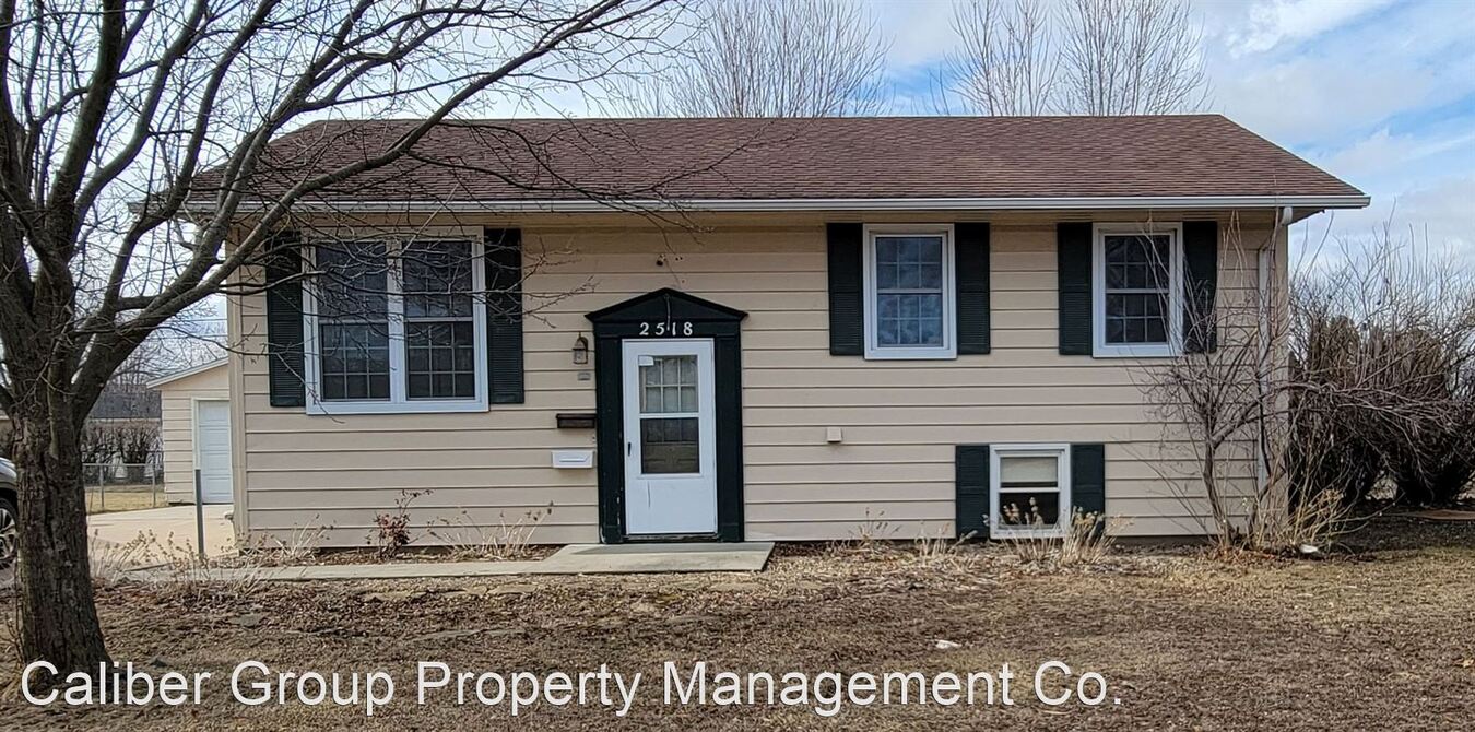2518 Kate St Waterloo, IA House for Rent Rentable