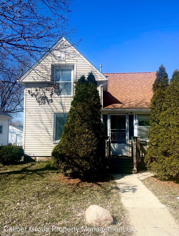310 Conger St Waterloo, IA House for Rent Rentable