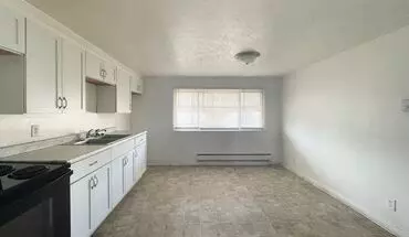 5 of 24 2509 E 16th St House for rent in Muncie, IN