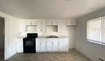 3 of 24 2509 E 16th St House for rent in Muncie, IN