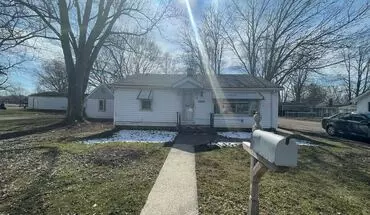 2 of 24 2509 E 16th St House for rent in Muncie, IN
