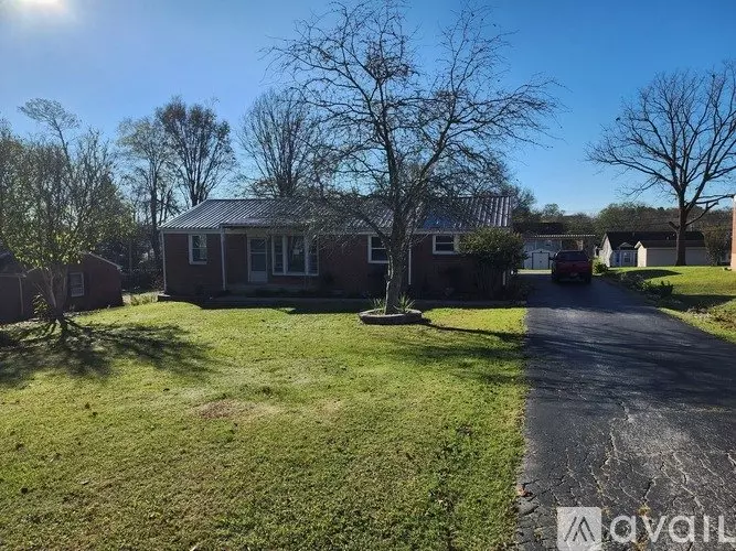 111 Pleasant Dr House for rent in Columbia, TN