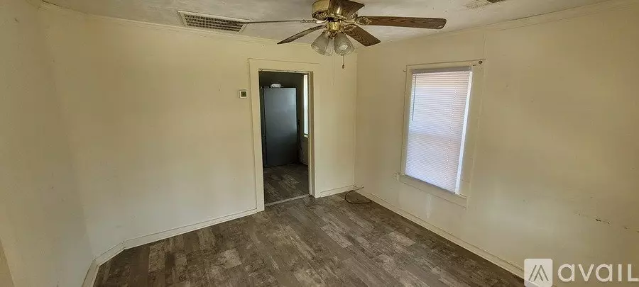 2 of 3 712 S Kirkman St House for rent in Liberty, NC