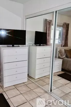 Lennox Blvd Unit Room Apartment for rent in Lennox, CA
