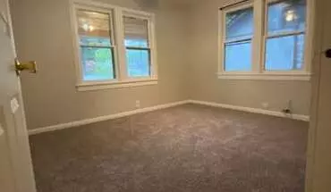 5 of 9 1854 Center St House for rent in San Antonio, TX