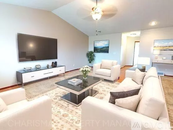 304 Harvest Trl Unit 306 Apartment for rent in Harrisburg, SD