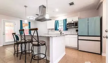 2 of 19 2203 Red Fox Rd House for rent in Austin, TX