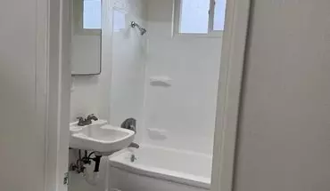 2 of 6 127 N 13 Th Ave Unit E Apartment for rent in Upland, CA