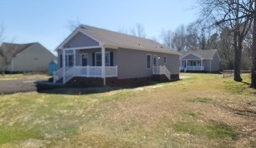 7 Bank St Apartment for rent in Windsor, VA