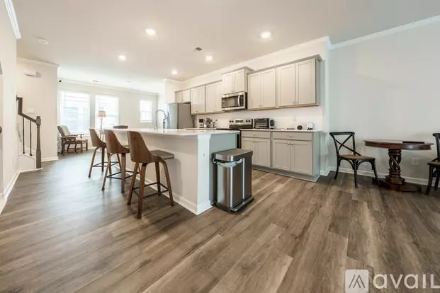 3602 S Fulton Ave Apartment for rent in Hapeville, GA