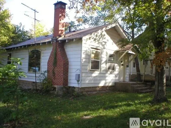 121 W Martin St Apartment for rent in El Dorado Springs, MO