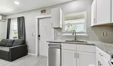 4 of 31 601 76Th Ave Unit C Apartment for rent in St Pete Beach, FL