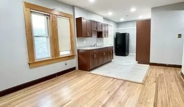 4 of 9 5419 W 64Th St, Unit 2 Apartment for rent in Chicago, IL