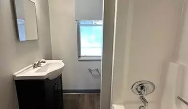 4 of 7 2110 Murray Ave Unit B Apartment for rent in Pittsburgh, PA