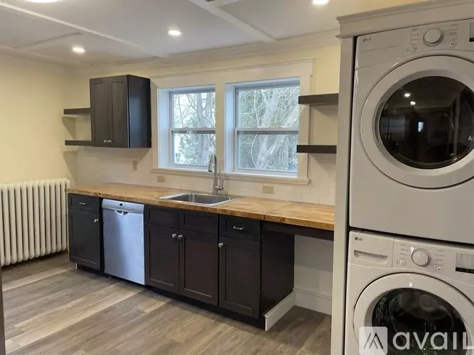 9 Chase Ln House for rent in Burlington, VT