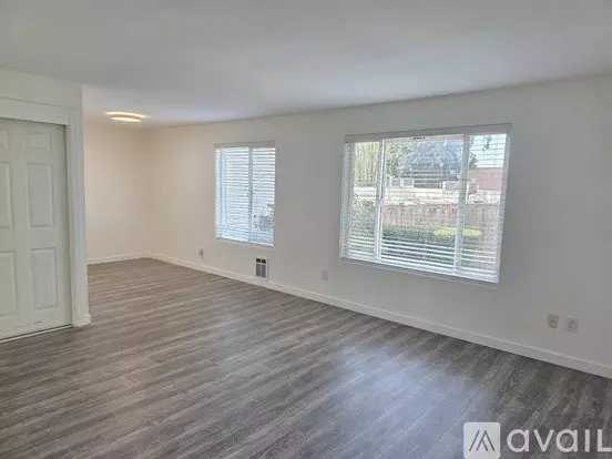 12839 SE 40Th Pl Unit C1 Apartment for rent in Bellevue, WA