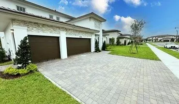 2 of 27 4439 SW 123rd Ln House for rent in Davie, FL