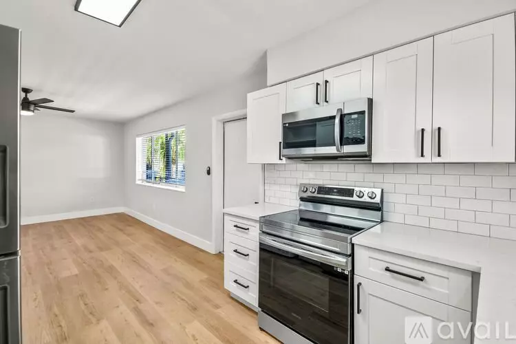 300 S Nimbus Ave Unit 2 Apartment for rent in Clearwater, FL