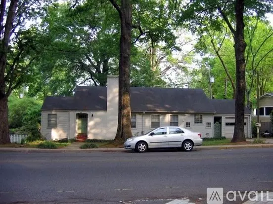 809 Oxmoor Rd Apartment for rent in Homewood, AL