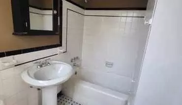 5 of 11 41 South Mc Lean Boulevard, Unit #3 Upstairs Apartment for rent in Memphis, TN