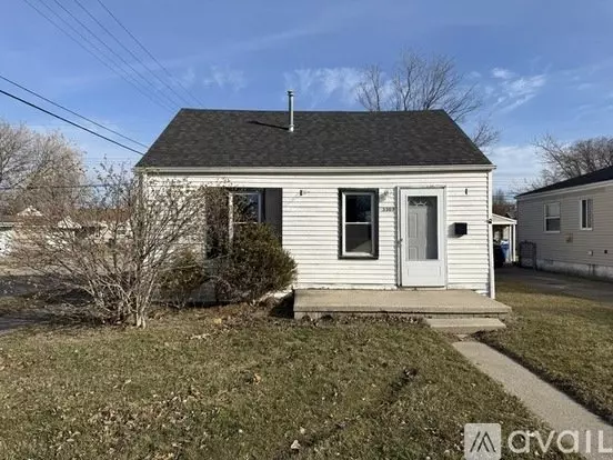 13303 Prospect Ave Apartment for rent in Warren, MI