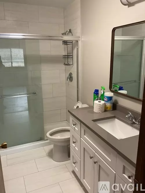 912 Harlem Avenue, Unit 2W Apartment for rent in Glenview, IL