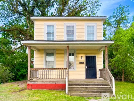 1318 W Washington St Apartment for rent in Petersburg, VA