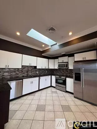 473 Revere Beach Pkwy Unit 7 Apartment for rent in Revere, MA 473 Revere Beach Pkwy Unit 7 Apartment for rent in Revere, MA