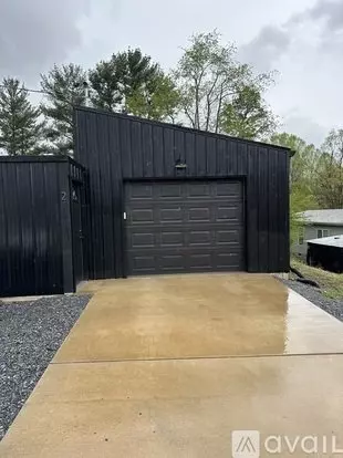1907 Indian Ridge Rd Unit 2 Apartment for rent in Johnson City, TN 1907 Indian Ridge Rd Unit 2 Apartment for rent in Johnson City, TN