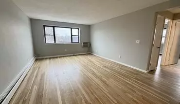 3 of 11 97 Spring St Unit D8 Apartment for rent in Boston, MA