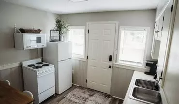 3 of 16 811 S Main St Unit 2 Apartment for rent in Adrian, MI