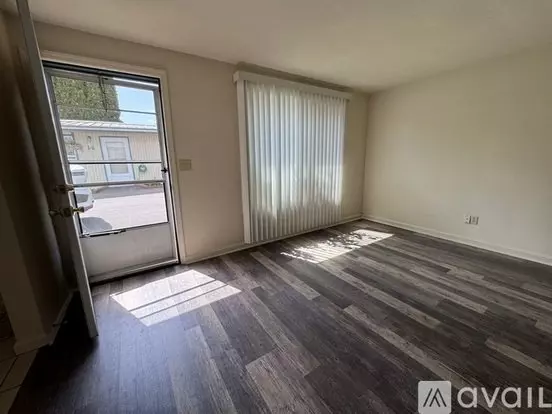 1254 8th St Unit 0 NW Apartment for rent in Salem, OR