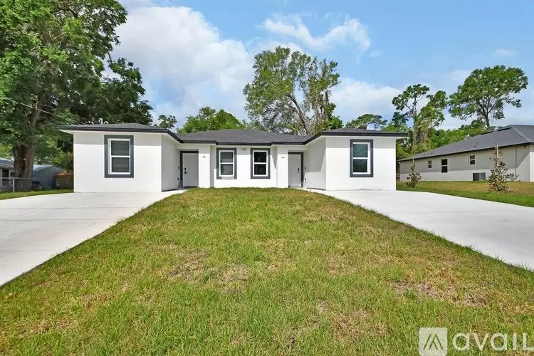 1581 S Montgomery St Unit B Apartment for rent in Deland, FL
