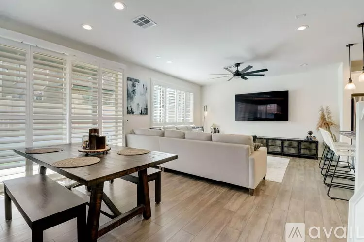 3251 Crecida Way Unit Crecida Apartment for rent in Carlsbad, CA