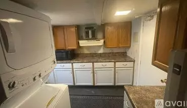 2 of 6 2342 E 13 Th St Unit Unit Apartment for rent in Des Moines, IA