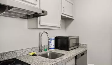 3 of 19 703 N Shore Dr Unit 2 Apartment for rent in Jeffersonville, IN