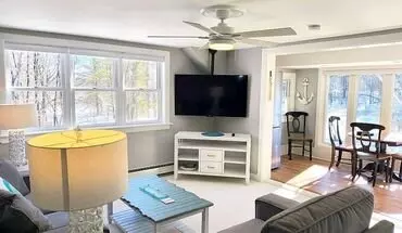 3 of 18 10 Windward Ln Unit 2nd Apartment for rent in Arundel, ME