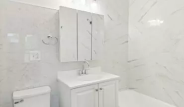 5 of 5 8423 S Colfax Ave House for rent in Chicago, IL