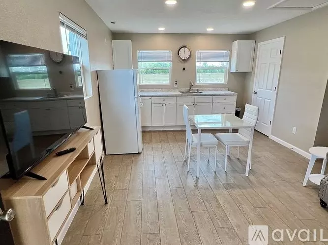2390 Jr St Unit B House for rent in Orange City, FL