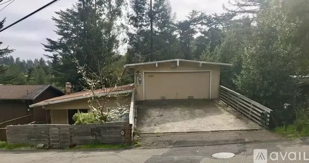 1721 Arrowhead Dr Apartment for rent in Oakland, CA 1721 Arrowhead Dr Apartment for rent in Oakland, CA