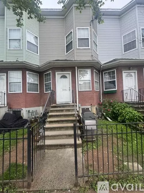 461 475 Catherine St Unit 1 Apartment for rent in Elizabeth, NJ